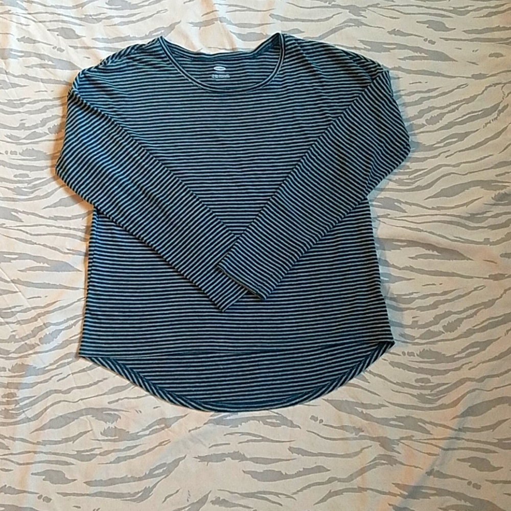Oldnavy Luxe Drop-Shoulder Striped Voop-Neck Top